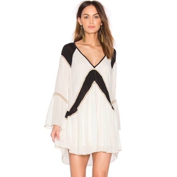 Amuse Society Dresses & Skirts - AMUSE SOCIETY Topaz Dress, Casablanca, Medium NWT